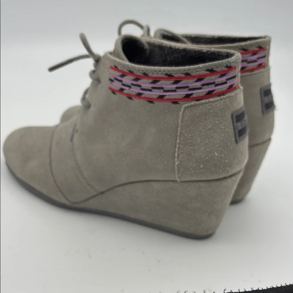 TOMS Kala Lace Up Wedge Ankle‎ Boots Size 8-1/2